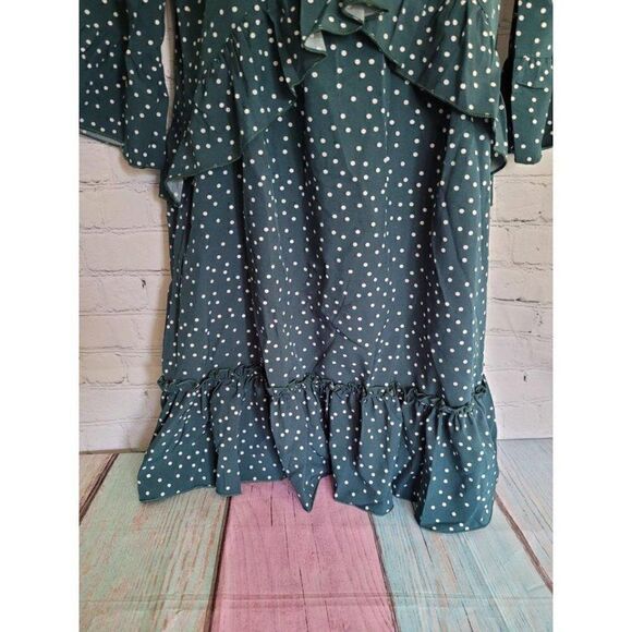 Women's Bell Sleeve Polkadot Dress Small - Picture 4 of 5